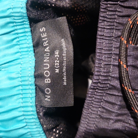 NEW MEDIUM NOBO SWIM TRUNKS - Picture 4 of 5